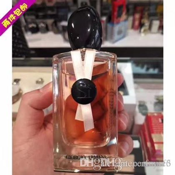 red enchanting love perfume, warm and elegant, floral and fruity fragrance, women's fragrance parfum
red enchanting love perfume, warm and elegant, floral and fruity fragrance, women's fragrance parfum