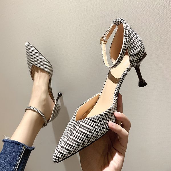 beige high heels comfortable high-heeled shoes pointed pumps 2019 sandals ladies shallow mouth black casual women summer toe
beige high heels comfortable high-heeled shoes pointed pumps 2019 sandals ladies shallow mouth black casual women summer toe