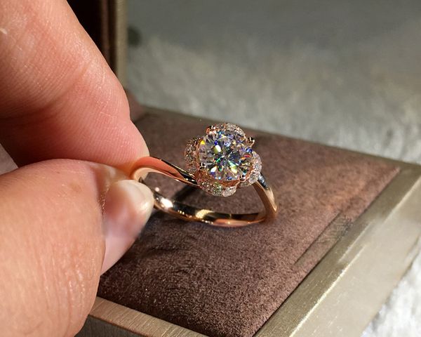 hainon luxury rings for women silver/rose gold color round cubic zirconia stone ring bridal wedding flower jewelry bijoux femme, Slivery;golden
hainon luxury rings for women silver/rose gold color round cubic zirconia stone ring bridal wedding flower jewelry bijoux femme, Slivery;golden