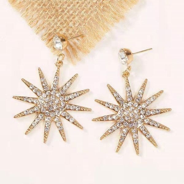 vintage iced out star dangle earrings for women luxury designer bling diamond gold dangling earring alloy rhinestone bohemian jewelry gift, Silver
vintage iced out star dangle earrings for women luxury designer bling diamond gold dangling earring alloy rhinestone bohemian jewelry gift, Silver