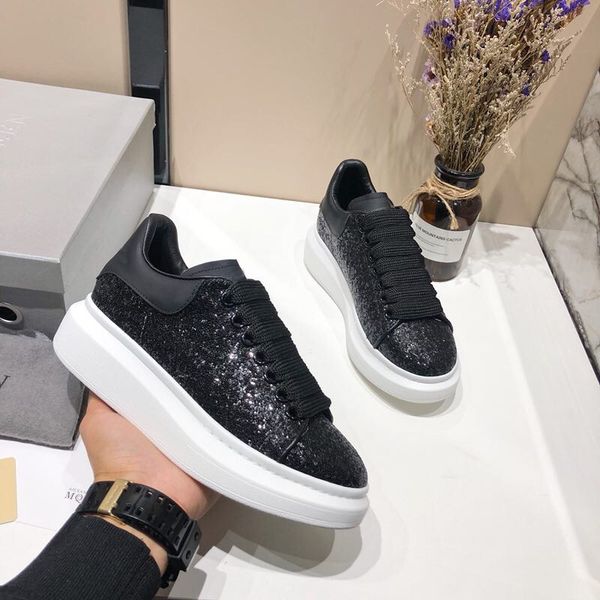 2019 black glitter shinny mens womens chaussures beautiful platform casual shoes sneakers luxury designers shoes leather solid colors dress
2019 black glitter shinny mens womens chaussures beautiful platform casual shoes sneakers luxury designers shoes leather solid colors dress