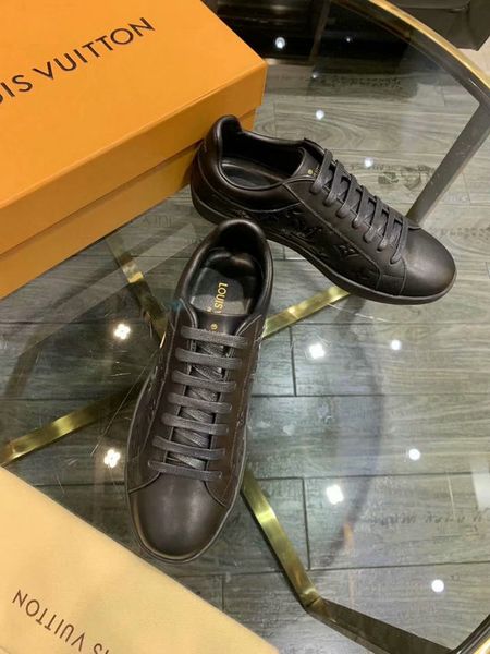 bred nmd r1 hu human race xr1 mens running shoes pharrell williams oreo og classic men women mastermind japan sports trainers sneakers, Black
bred nmd r1 hu human race xr1 mens running shoes pharrell williams oreo og classic men women mastermind japan sports trainers sneakers, Black