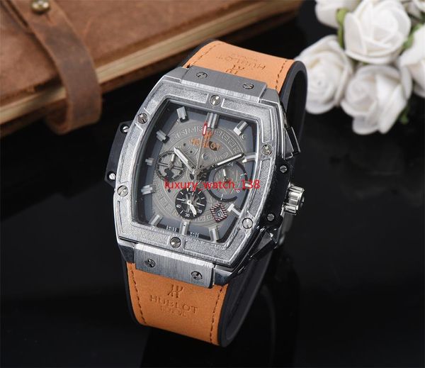 Relógios de pulso luxury_watch_138 
Relógios de pulso luxury_watch_138