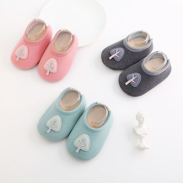 1 pair autumn newborn baby kids cartoon pattern soft soled shoes boys girls infant toddler anti-slip floor socks, Pink;yellow
1 pair autumn newborn baby kids cartoon pattern soft soled shoes boys girls infant toddler anti-slip floor socks, Pink;yellow
