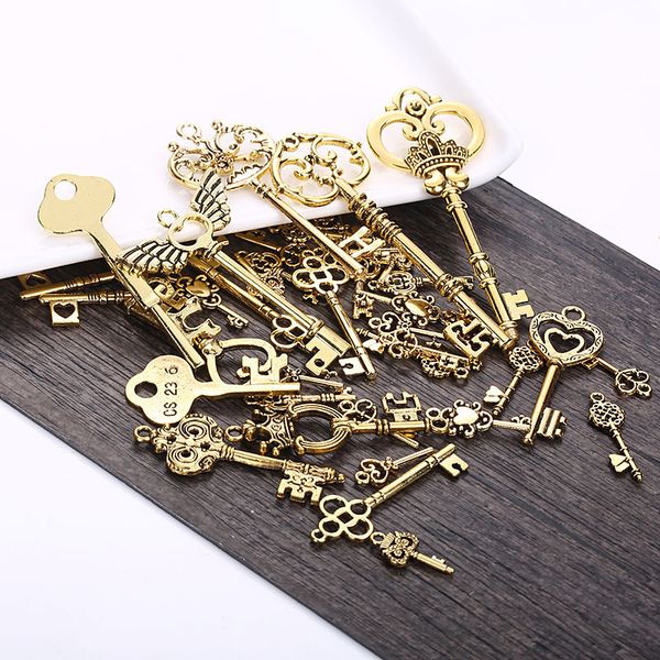40piece/lot mixed alloy diy key pendants vintage handmade jewelry accessories creative necklace pendant new fashion boutique, Blue;slivery
40piece/lot mixed alloy diy key pendants vintage handmade jewelry accessories creative necklace pendant new fashion boutique, Blue;slivery