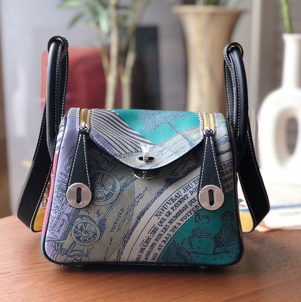 wholesale original design graffiti lindy purse 20cm,togo skin handmade with wax thread,fast delivery by dhl or ems
wholesale original design graffiti lindy purse 20cm,togo skin handmade with wax thread,fast delivery by dhl or ems