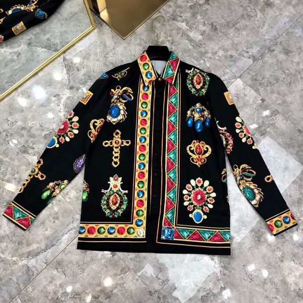 w05674 мода мужские рубашки 2020 runway luxury стиль европейский дизайн партия мужская одежда, White;black
w05674 мода мужские рубашки 2020 runway luxury стиль европейский дизайн партия мужская одежда, White;black