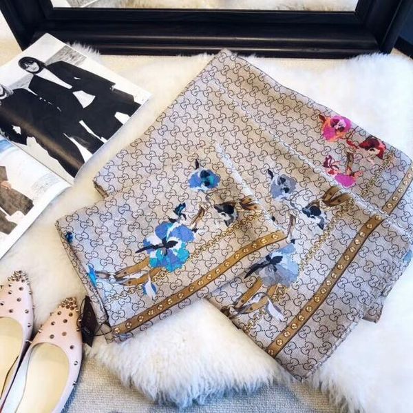 scarf luxury scarf women design bright gold silk jacquard scarf brand designers shawl men's and women's autumn scarves, Blue;gray
scarf luxury scarf women design bright gold silk jacquard scarf brand designers shawl men's and women's autumn scarves, Blue;gray