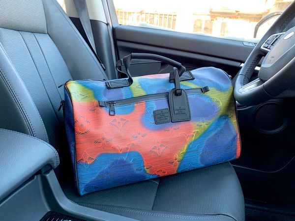2020 luxury designer duffel bag mens designer large capacity handbag with strap fashion designer outdoor traveling bag b104906w
2020 luxury designer duffel bag mens designer large capacity handbag with strap fashion designer outdoor traveling bag b104906w