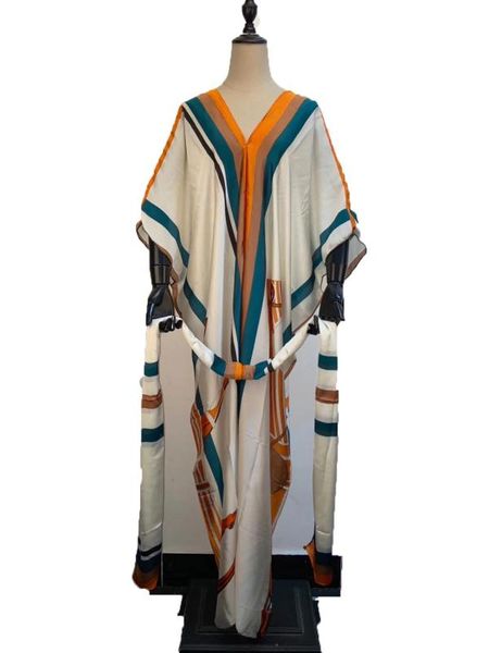 2020 new v-neck printed boho silk kaftan maxi dress hijab evening dresses moroccan kaftan turkish pakistan abaya, Red
2020 new v-neck printed boho silk kaftan maxi dress hijab evening dresses moroccan kaftan turkish pakistan abaya, Red
