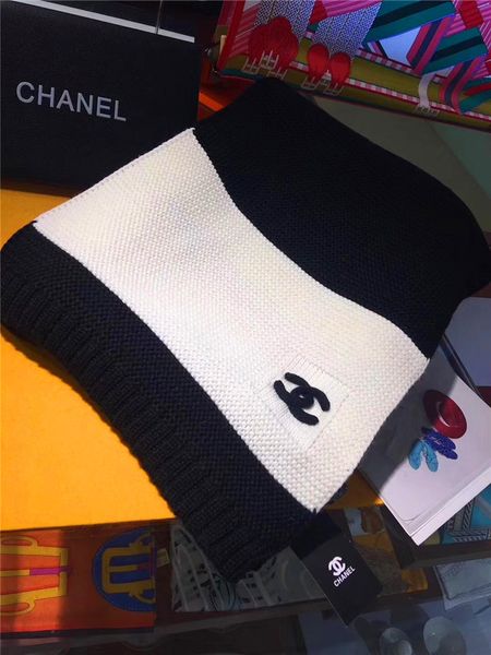 2020women's gift box high-quality high-grade 100% cashmere high-grade large letter scarf size for men and women 180*32cm, Blue;gray
2020women's gift box high-quality high-grade 100% cashmere high-grade large letter scarf size for men and women 180*32cm, Blue;gray