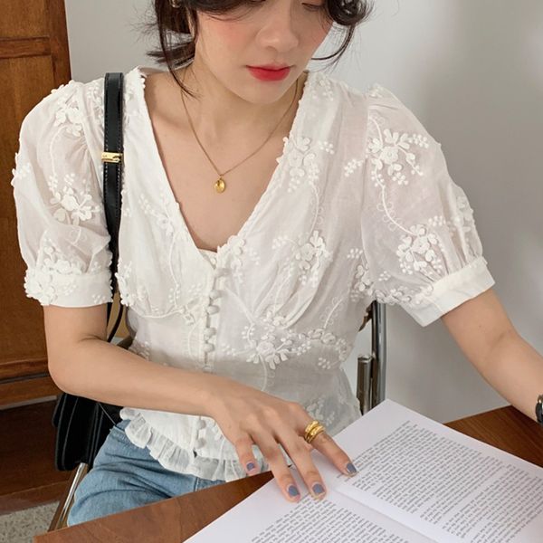 korean summer chic women new sweet v-neck single-breasted heavythree-dimensional flower ruffle short puff sleeve shirts blouses, White
korean summer chic women new sweet v-neck single-breasted heavythree-dimensional flower ruffle short puff sleeve shirts blouses, White
