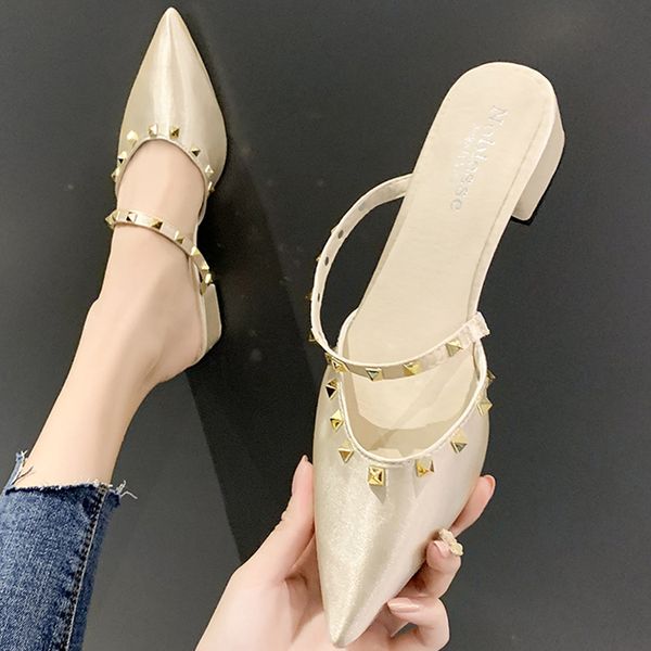 pointed toe shallow shoes woman 2020 med slippers casual rivet slipers women square heel female mule new flat block, Black
pointed toe shallow shoes woman 2020 med slippers casual rivet slipers women square heel female mule new flat block, Black