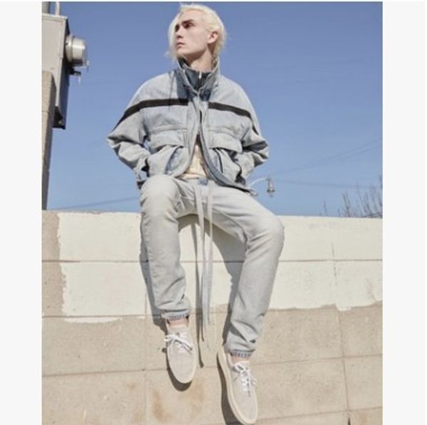 new style men's distressed destroyed pants white ripped patches light blue skinny biker jeans slim trousers #hs#
new style men's distressed destroyed pants white ripped patches light blue skinny biker jeans slim trousers #hs#