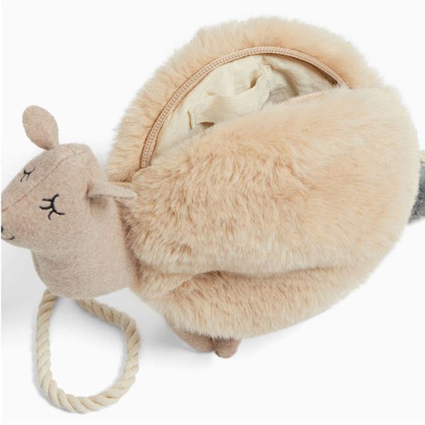 новый альпака дизайнер crossbody сумка 19ss модные сумки женские сумки на ремне мини милый дизайнер сумки
новый альпака дизайнер crossbody сумка 19ss модные сумки женские сумки на ремне мини милый дизайнер сумки