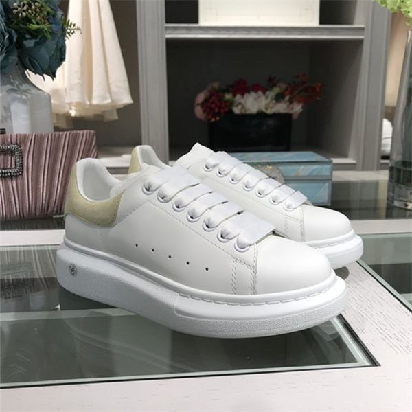 fashion casual shoes lace comfortable men and women sports shoes casual leather thick soled sports shoes boots 35-46, Black
fashion casual shoes lace comfortable men and women sports shoes casual leather thick soled sports shoes boots 35-46, Black