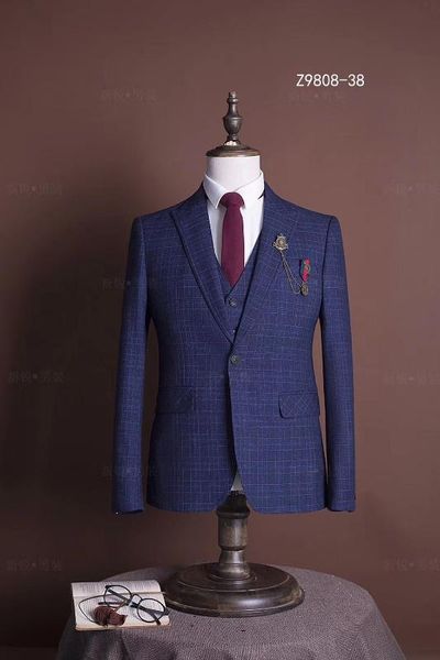 2020 new style slim fit men suits for wedding 3 piece with pants tuxedo groom groomsman suit blue man sets, White;black
2020 new style slim fit men suits for wedding 3 piece with pants tuxedo groom groomsman suit blue man sets, White;black