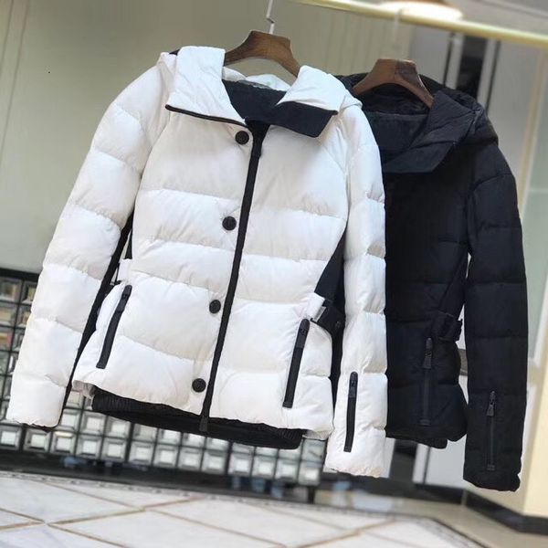 2020 new women white duck down coat short warm winter coat jacket fur collar hooded hooded thick woman warm down jacket parkas, Black
2020 new women white duck down coat short warm winter coat jacket fur collar hooded hooded thick woman warm down jacket parkas, Black