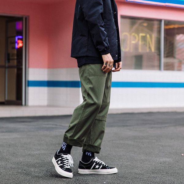 japanese men's all season patchwork men's casual pants original overalls student straight tube pants ins style, Black
japanese men's all season patchwork men's casual pants original overalls student straight tube pants ins style, Black