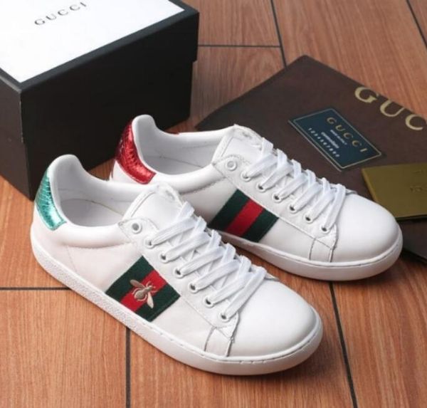 Новый Chaussures мода Zapatos кожаные кроссовки мужчины женщины классические тренеры python
Новый Chaussures мода Zapatos кожаные кроссовки мужчины женщины классические тренеры python