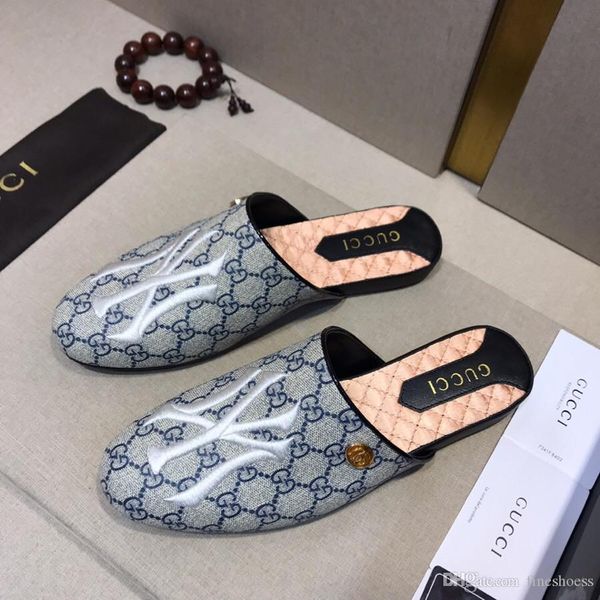 new 2020 brand luxury mens sandals european leather half slipper superstar jelly sandals classic embroidery flat beach shoes, Black
new 2020 brand luxury mens sandals european leather half slipper superstar jelly sandals classic embroidery flat beach shoes, Black