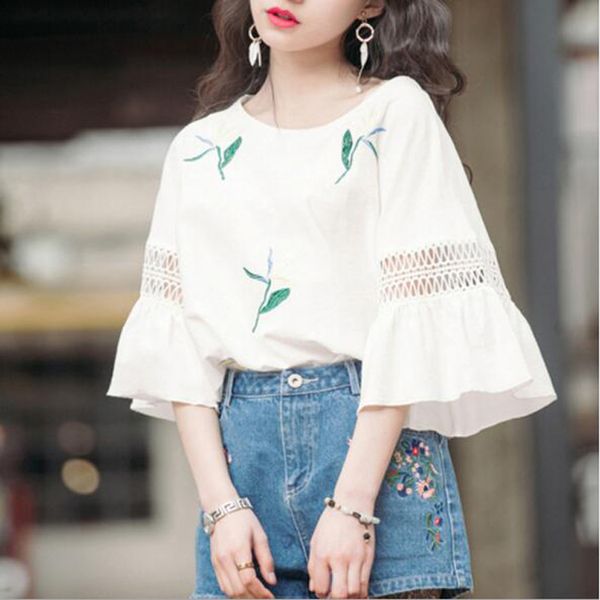 new fashion t-shirt women summer half sleeve o neck plant print flare sleeve cotton women casual loose tshirt, White
new fashion t-shirt women summer half sleeve o neck plant print flare sleeve cotton women casual loose tshirt, White
