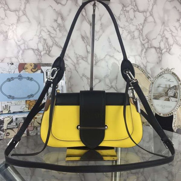 luxury classic designer handbag leather ladies shoulder bag cowhide saddle bag multiple colors available 
luxury classic designer handbag leather ladies shoulder bag cowhide saddle bag multiple colors available