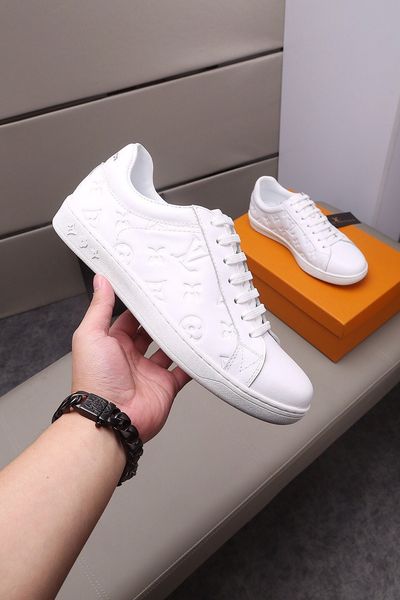 2020 new forces men's low-casual shoes white black dunk sneakers classic af fly sneakers high-sneakers
2020 new forces men's low-casual shoes white black dunk sneakers classic af fly sneakers high-sneakers