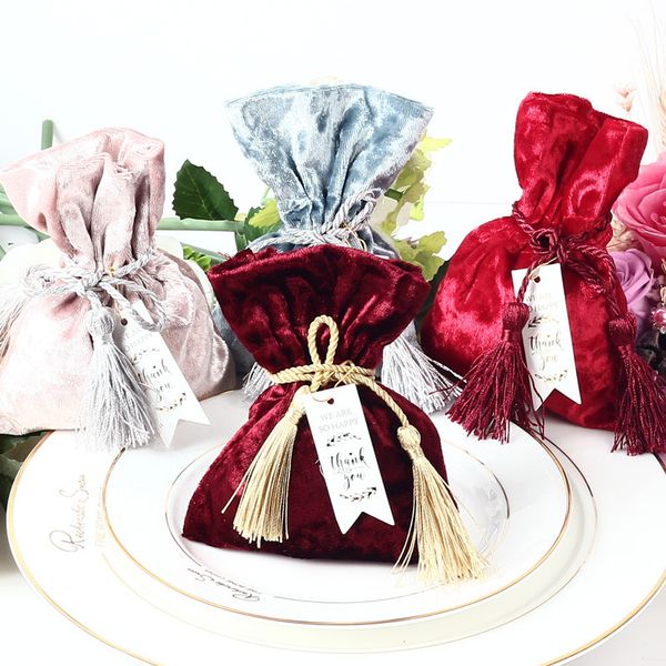 new velvet gift bag with thanks card & fringed wedding favors and gift box candy boxes for wedding baby shower party supplies
new velvet gift bag with thanks card & fringed wedding favors and gift box candy boxes for wedding baby shower party supplies