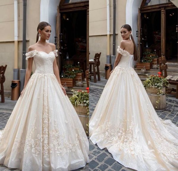 elegant ball gown wedding dress satin off shoulder applique sleeveless wedding dress sweep train vestidos de novia, White 
elegant ball gown wedding dress satin off shoulder applique sleeveless wedding dress sweep train vestidos de novia, White