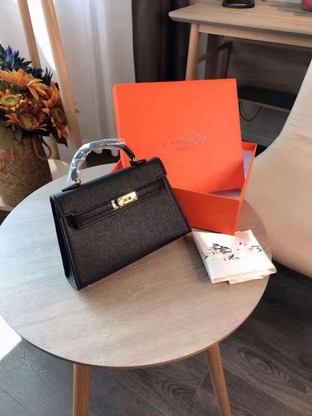 senior women handbag mini aslant hand carry the small leather fashion bags ladies for are new temperament single shoulder bag purses totes h
senior women handbag mini aslant hand carry the small leather fashion bags ladies for are new temperament single shoulder bag purses totes h