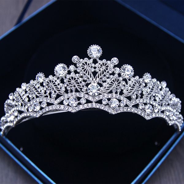 2 designs of pearl crystal silver crown tiara foe wedding girl hair ornament hair accessories for prom girl hair wear, Golden;white
2 designs of pearl crystal silver crown tiara foe wedding girl hair ornament hair accessories for prom girl hair wear, Golden;white
