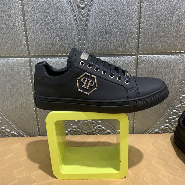 20fw 2019 handmade men's casual shoes custom 100% genuine cow leather fashion luxury brands sneakers patina mans footwear, Black
20fw 2019 handmade men's casual shoes custom 100% genuine cow leather fashion luxury brands sneakers patina mans footwear, Black