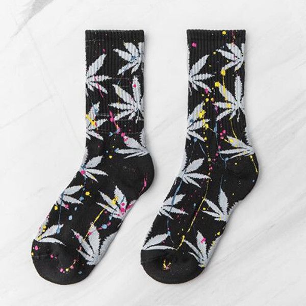 women men maple leaf socks fashion hemp leaf socks long skateboard hiphop sock meias women harajuku hemp calcetines ing, Black;white
women men maple leaf socks fashion hemp leaf socks long skateboard hiphop sock meias women harajuku hemp calcetines ing, Black;white