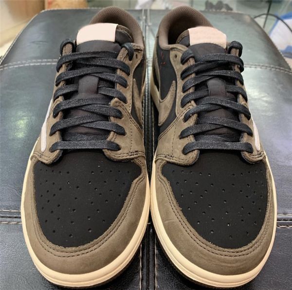 new release travis 2019scott x 1 low og sp ts cq4277-001 1s brown suede black basketball shoes sports sneakers with original box us5.5-13
new release travis 2019scott x 1 low og sp ts cq4277-001 1s brown suede black basketball shoes sports sneakers with original box us5.5-13