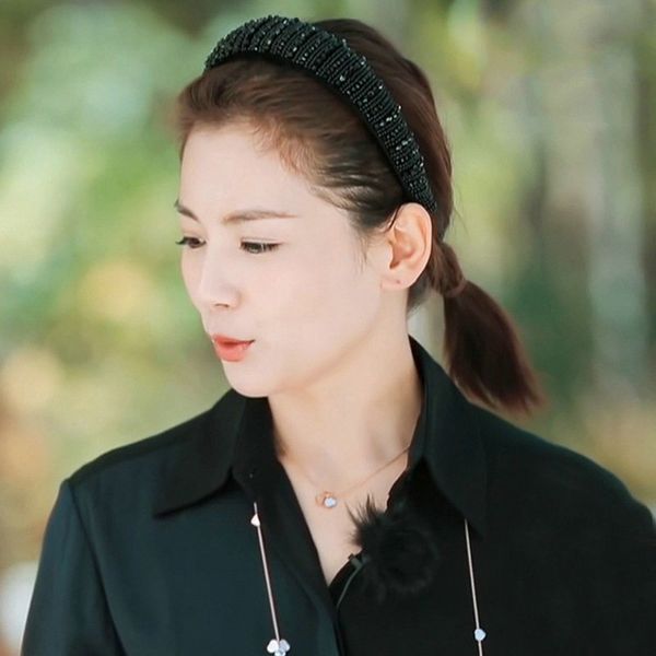 wide brimmed sponge hairpin diamond hair style with headband alice band cerchietto aliceband wide brimmed anaqi, Black;brown
wide brimmed sponge hairpin diamond hair style with headband alice band cerchietto aliceband wide brimmed anaqi, Black;brown