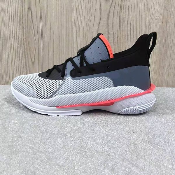 2020 new arrival 7s white blue black red men leather meshes outdoor shoes shoes size 40-46
2020 new arrival 7s white blue black red men leather meshes outdoor shoes shoes size 40-46