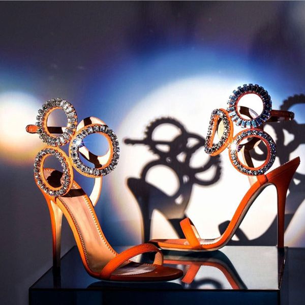 Designer Dress Shoes High Heels Fashion Brand Crystal Pointed toe Dress Wear Letters heel Sandals In Stock
Designer Dress Shoes High Heels Fashion Brand Crystal Pointed toe Dress Wear Letters heel Sandals In Stock