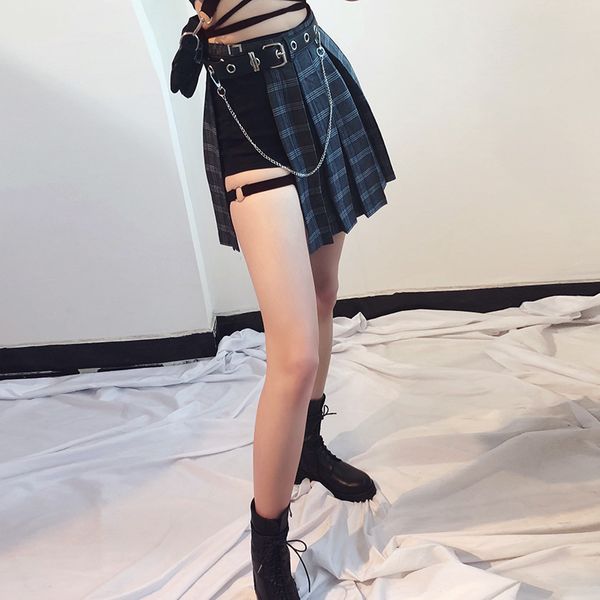 women's shorts two piece harajuku and skirt women hollowed out plaid pleated summer clothing, White;black 
women's shorts two piece harajuku and skirt women hollowed out plaid pleated summer clothing, White;black