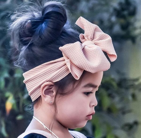 2020 ins new european and american hair accessories children's diy fabric hair band baby bow hair band wy638, Slivery;white
2020 ins new european and american hair accessories children's diy fabric hair band baby bow hair band wy638, Slivery;white