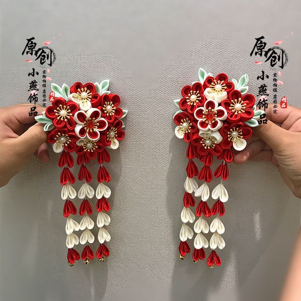 hair accessories japanese style vintage handmade cloth flower red tassel clip comb for clothes firkete /horquilla
hair accessories japanese style vintage handmade cloth flower red tassel clip comb for clothes firkete /horquilla