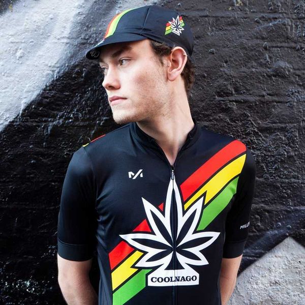 new cycling jersey men 2020 summer cycle clothing team coolnago bicycle wear breath outdoor bike shirt short sleeve, Black;red
new cycling jersey men 2020 summer cycle clothing team coolnago bicycle wear breath outdoor bike shirt short sleeve, Black;red