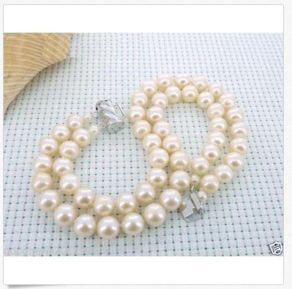 2 row natural 9-10mm australian south sea white pearl bracelet 14k white gold, Black
2 row natural 9-10mm australian south sea white pearl bracelet 14k white gold, Black