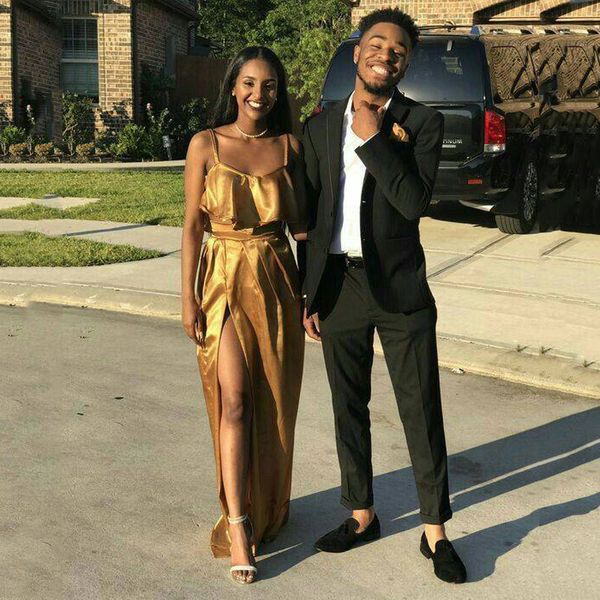 black men prom suits groom tuxedo slim fit groomsmen attires notched lapel terno masculino classic costume homme man wear 2piece coat pants, Black;gray
black men prom suits groom tuxedo slim fit groomsmen attires notched lapel terno masculino classic costume homme man wear 2piece coat pants, Black;gray