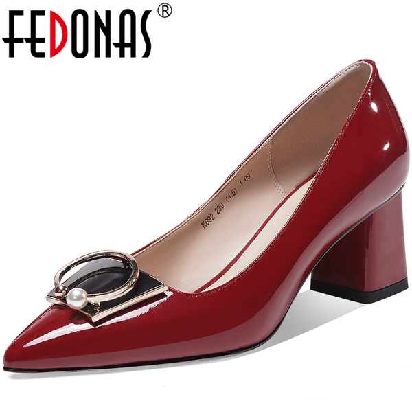 fedonas pearl decoration genuine leather women shoes metal high heels pumps wedding night club 2020 spring summer shoes woman, Black
fedonas pearl decoration genuine leather women shoes metal high heels pumps wedding night club 2020 spring summer shoes woman, Black