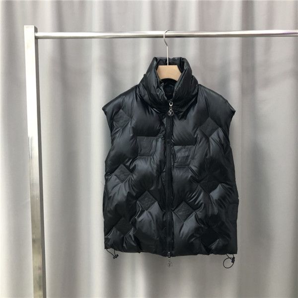 19fw luxurious paris brand design l down vest jackets sweatshirts men women clothes sweater fashion streetwear outdoor hoodies v coat, Blue;black
19fw luxurious paris brand design l down vest jackets sweatshirts men women clothes sweater fashion streetwear outdoor hoodies v coat, Blue;black