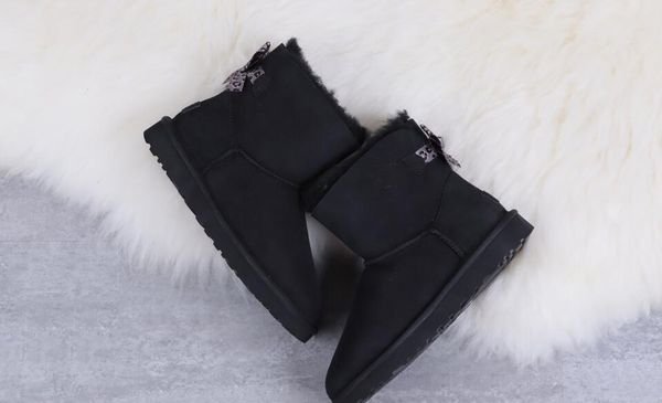 2019 good quality black ugly snow boots classic mini ii bow exotic style snow boots size 35-40
2019 good quality black ugly snow boots classic mini ii bow exotic style snow boots size 35-40