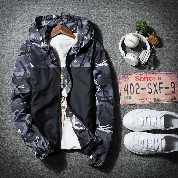 coat men's spring and autumn casual sports outdoor hooded men's jacket, Black;brown 
coat men's spring and autumn casual sports outdoor hooded men's jacket, Black;brown