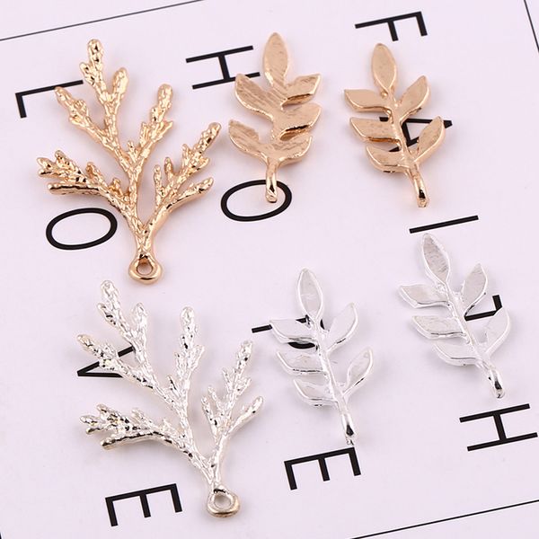 10pcs/lot exquisite style alloy gold silver color leaf charm pendant fit diy hair decoration jewelry making findings supplier, Bronze;silver
10pcs/lot exquisite style alloy gold silver color leaf charm pendant fit diy hair decoration jewelry making findings supplier, Bronze;silver