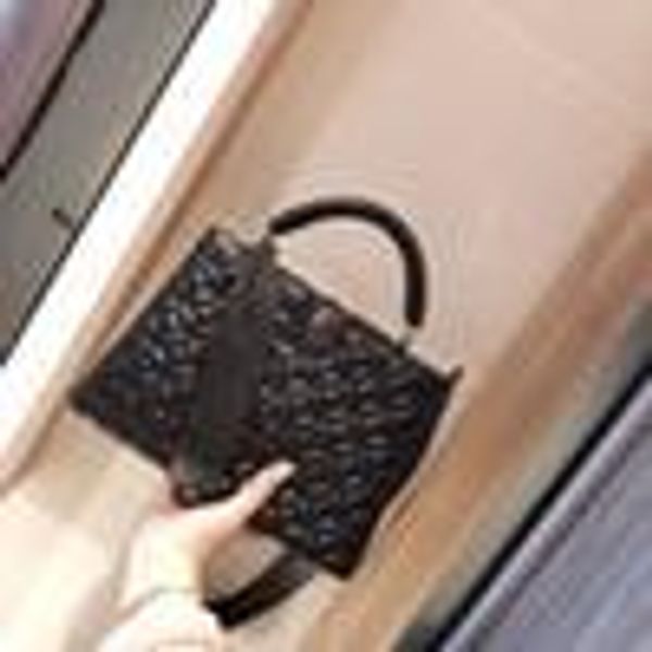 luxury classic designer bags love heart v wave pattern satchel handbags with handle shoulder bag chain crossbody purse shopping tote bag 214, Black
luxury classic designer bags love heart v wave pattern satchel handbags with handle shoulder bag chain crossbody purse shopping tote bag 214, Black